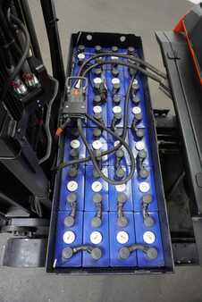 Skjutstativtruck 2013  BT RRE 200 (4)