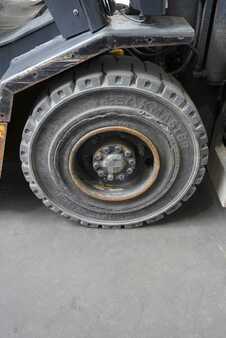 LPG VZV 2004  Yale GLP55MJ (6)