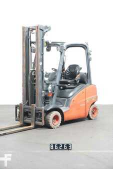 LPG heftrucks 2011  Linde H 20 T-01 (1)