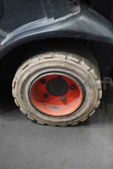 LPG heftrucks 2011  Linde H 20 T-01 (6)