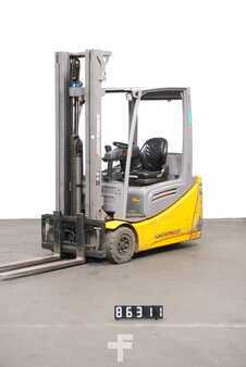 Elektro 3 Rad 2020  Jungheinrich EFG 216 (1)