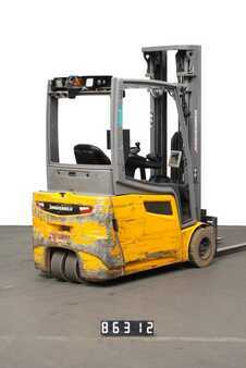 Sähkö - 3 pyör 2019  Jungheinrich EFG 218 (2)