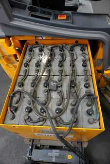 El truck - 3 hjulet 2019  Jungheinrich EFG 220 (4)