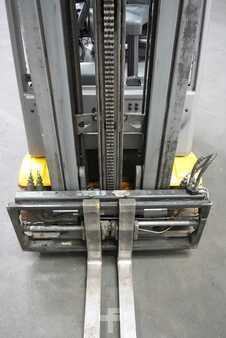 El truck - 3 hjulet 2019  Jungheinrich EFG 220 (5)