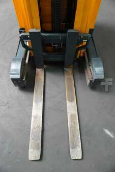 Carrelli retrattili 2015  Jungheinrich ETM 216 (5)