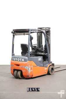 Elektro tříkolové VZV 2019  Toyota 8FBE20T (2)