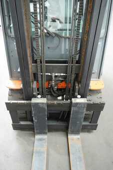 Sähkö - 4 pyör 2019  Toyota 8FBMT35 (5)