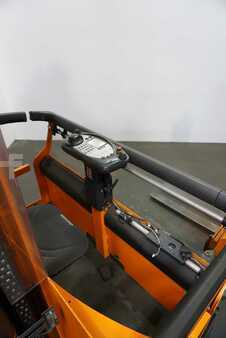 VZV pro práci v úzk.uličkách-retrakt 2017  Still MX-X (3)