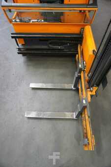 VZV pro práci v úzk.uličkách-retrakt 2017  Still MX-X (5)