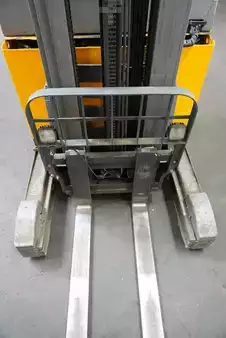Reach Truck 2020  Jungheinrich ETV 214 KH (5)
