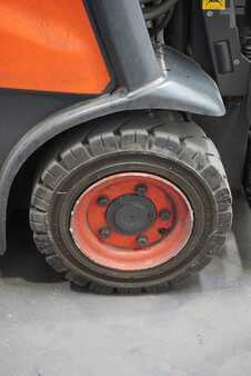 3-wiel elektrische heftrucks 2020  Linde E 16 H-02 (6)