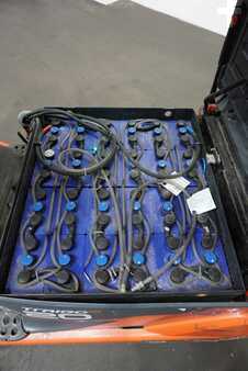 Chariots électriques à 3 roues 2015  Toyota 8FBET20 (4)