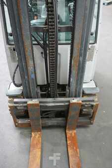 Eléctrico - 3 rodas 2011  Still RX 20-15 (5)