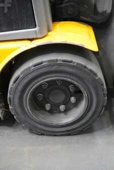 Sähkö - 4 pyör 2020  Jungheinrich EFG 320 Li-Ion (6)