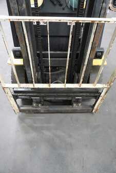 LPG VZV 2016  Yale GLP25MX V2170 (5)