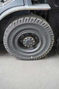 Dieseltrukki 2010  Toyota 02-8FDF25 (6)