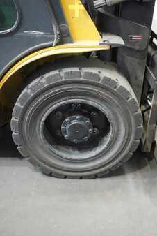 Chariots élévateurs diesel 2017  CAT Lift Trucks DP35N (6)