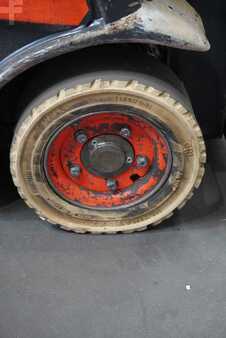 Eléctrico - 4 rodas 2021  Linde E 16 PH-02 (6)