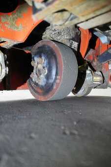 Nízkozdvižný vozík 2019  Linde T 16 Li-Ion (6)