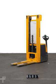 Pinontavaunu 2015  Jungheinrich EJC 214 (1)