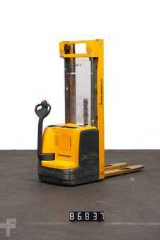 Pinontavaunu 2015  Jungheinrich EJC 214 (2)