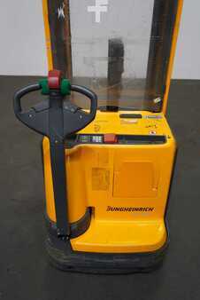 Pinontavaunu 2015  Jungheinrich EJC 214 (3)