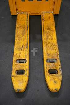 Nízkozdvižný vozík 2019  Jungheinrich EJE C 20 (5)