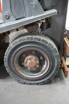 Dieselový VZV 2012  Nissan Y1D2A25Q (6)