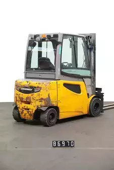 Elektromos 4 kerekű 2018  Jungheinrich EFG S30s (2)