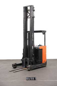 Chariots à mât rétractable 2017  Toyota RRE140B (1)