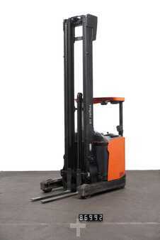 Chariots à mât rétractable 2017  Toyota RRE160H (1)