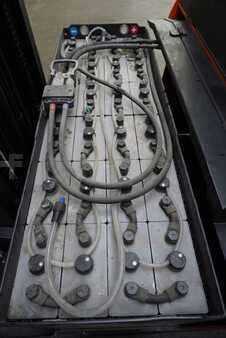 Chariots à mât rétractable 2017  Toyota RRE160H (4)