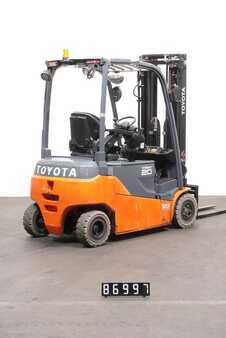 Elektro 4 Rad 2017  Toyota 8FBM20T (2)