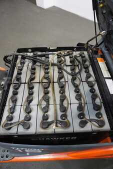 Elektro 4 Rad 2017  Toyota 8FBM20T (4)