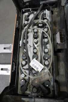 Transpallet elettrici 2019  Toyota LPE200 (4)