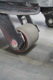 Transpallet elettrici 2019  Toyota LPE200 (6)