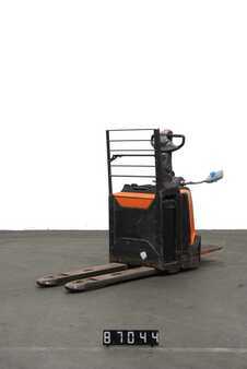 Niederhubwagen 2018  Toyota LPE 200 (1)