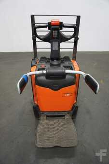 Niederhubwagen 2018  Toyota LPE 200 (3)