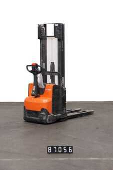 Pinontavaunu 2019  Toyota SWE120 Li-Ion (2)