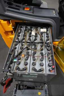 Sähkö - 3 pyör 2018  Jungheinrich EFG 215 (4)