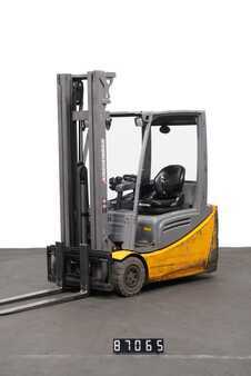 Sähkö - 3 pyör 2017  Jungheinrich EFG 216 (1)