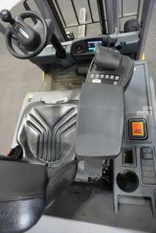 Sähkö - 3 pyör 2020  Jungheinrich EFG 215 (3)