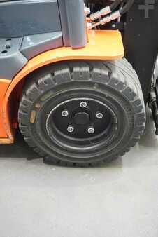 Elektro tříkolové VZV 2015  Toyota 8FBEKT18 (6)