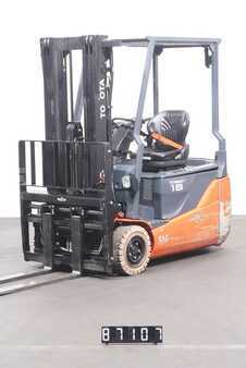 Elektromos 3 kerekű 2019  Toyota 8FBE18T (1)