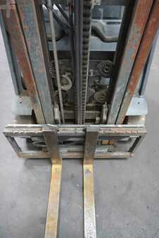 Eléctrica de 3 ruedas 2014  Linde E 12-02 (5)