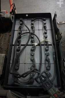 Sähkö - 3 pyör 2013  Linde E 15-01 (4)