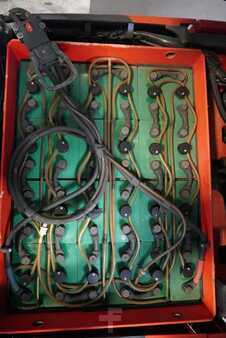 Eléctrico - 4 rodas 2019  Linde E 16 PH-02 (4)