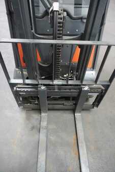 Eléctrico - 4 rodas 2019  Linde E 16 PH-02 (5)