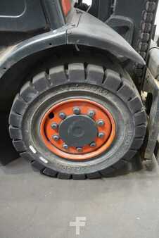 Diesel heftrucks 2015  Linde H 40 D-02 (6)