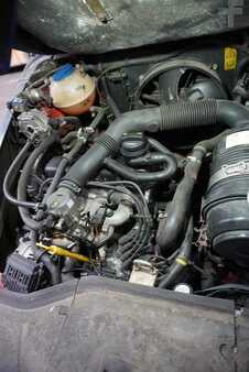 Carrelli elevatori GPL 2015  Linde H 20 T-01 (4)